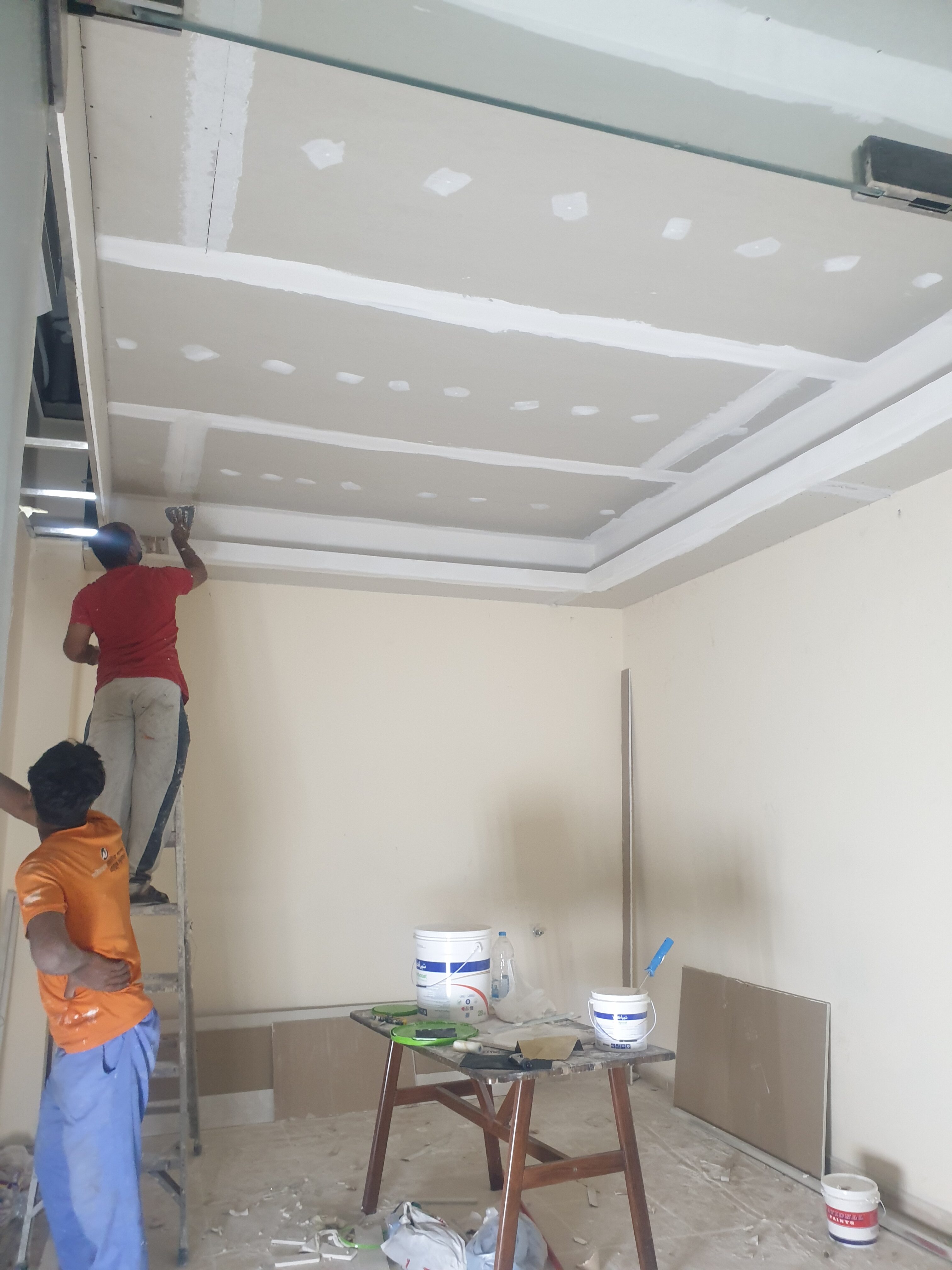 Gypsum ceiling master in Dubai