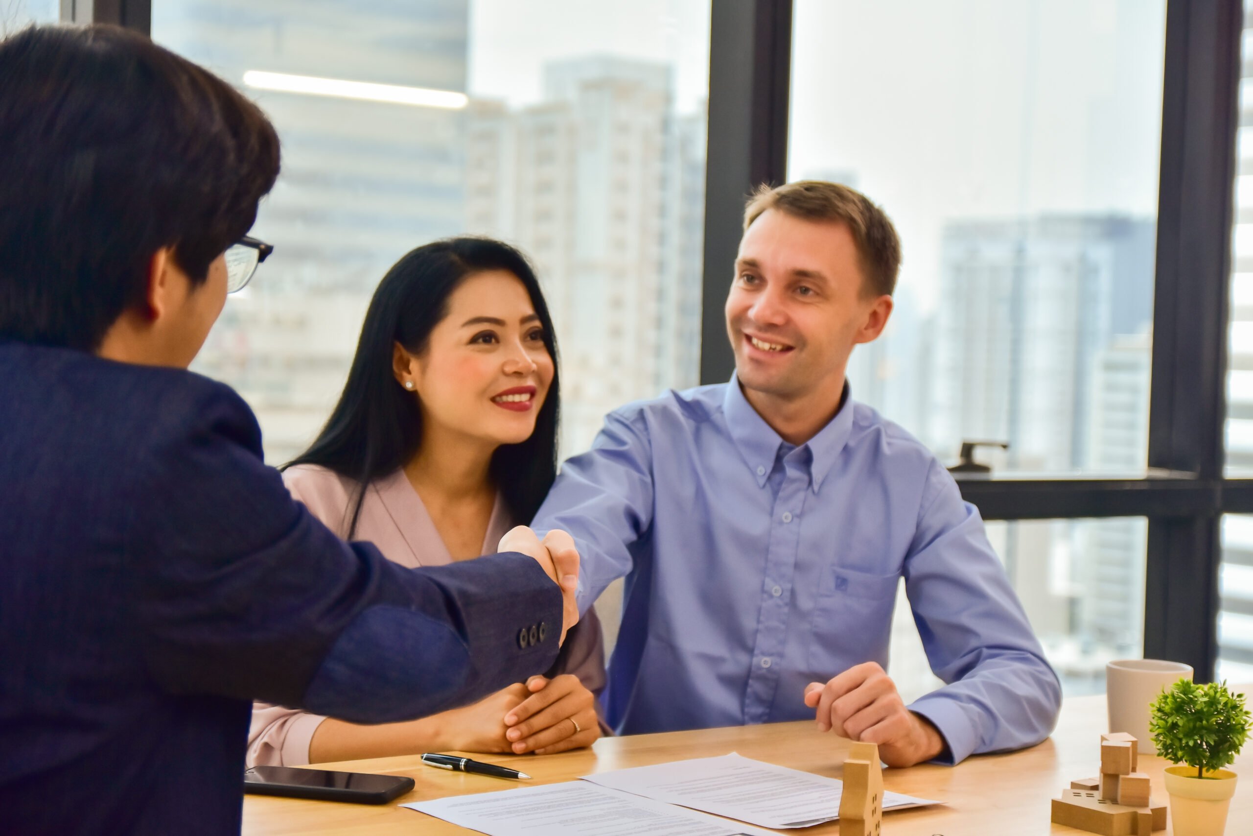 How Does one go about Applying for a Short Term Loans Online?