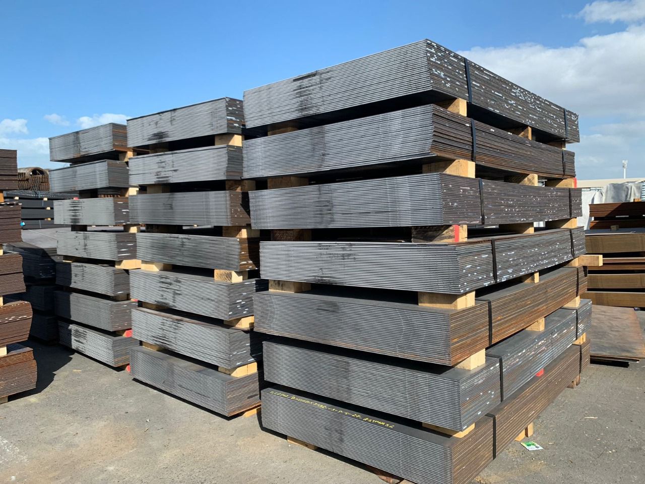 Reliable Supplier of Steel Rebars Structural Steel and Metals