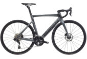 2025 Bianchi Oltre Race 105 Di2 Carbon Road Bike – PT Zona Cycles
