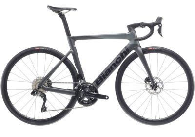 2025-Bianchi-Oltre-Race-105-Di2-Carbon-Road-Bike-3