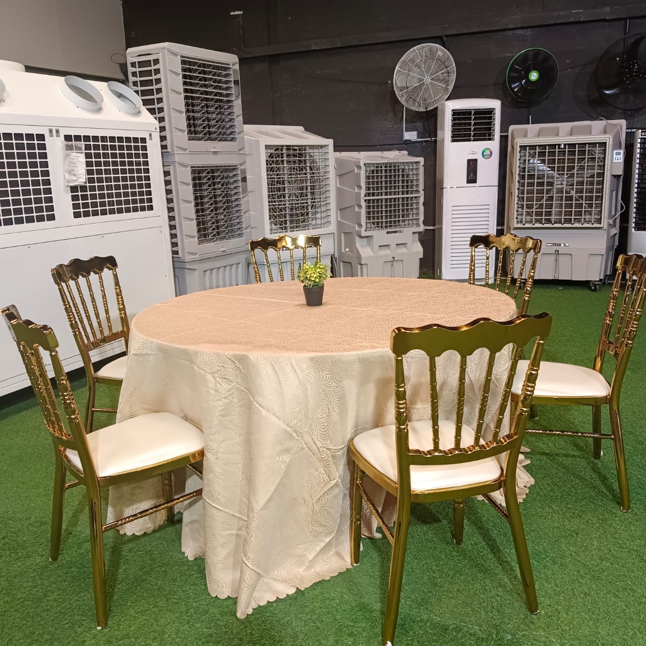 Furniture Rentals, Tables, Chairs, Bean Bags, For All Events In Dubai and all Emirates