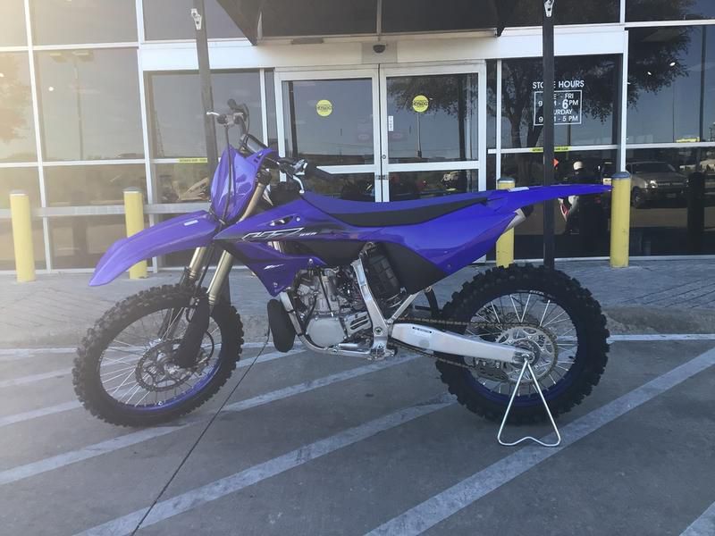 2023 Yamaha YZF 450 (+971561943867)