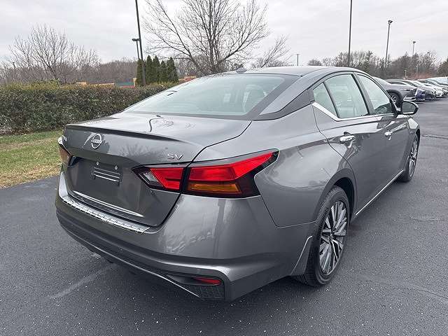 2023 Nissan Altima SV