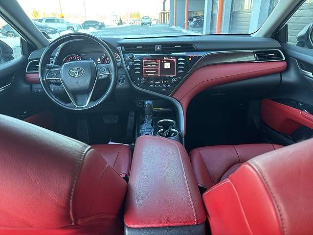 2019 Toyota Camry XSE