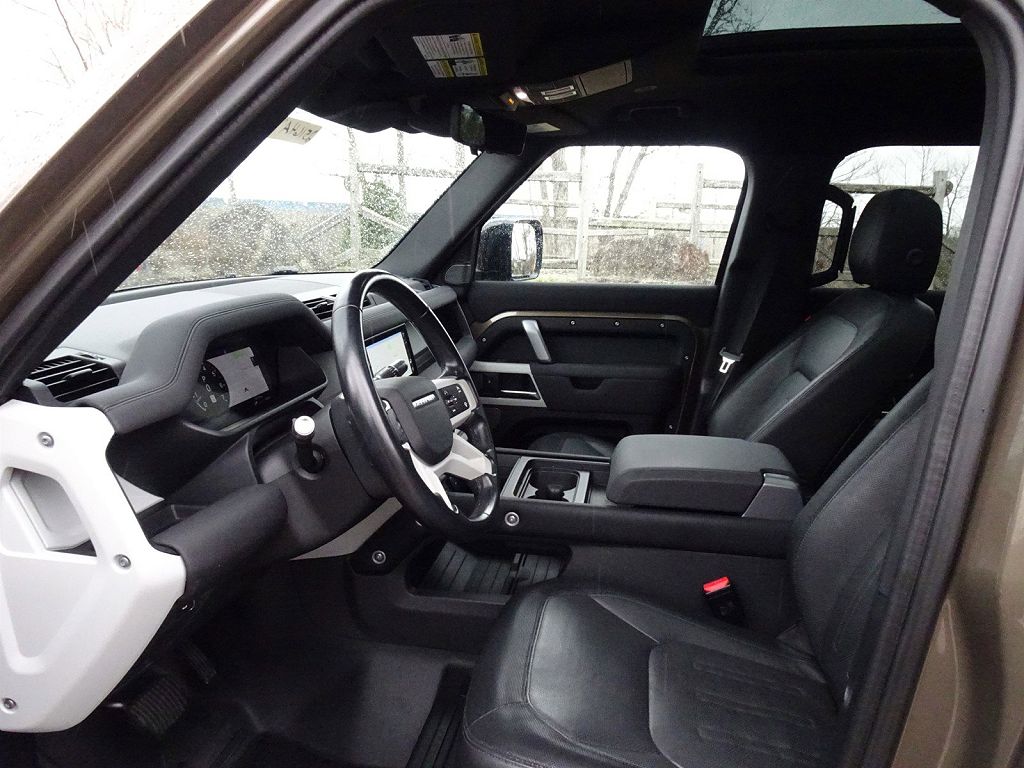 2021 Land Rover Defender 110 X-Dynamic SE