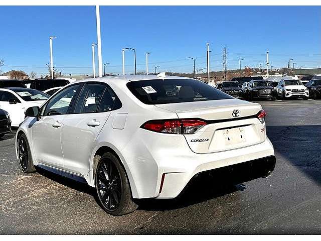 Toyota Corolla SE