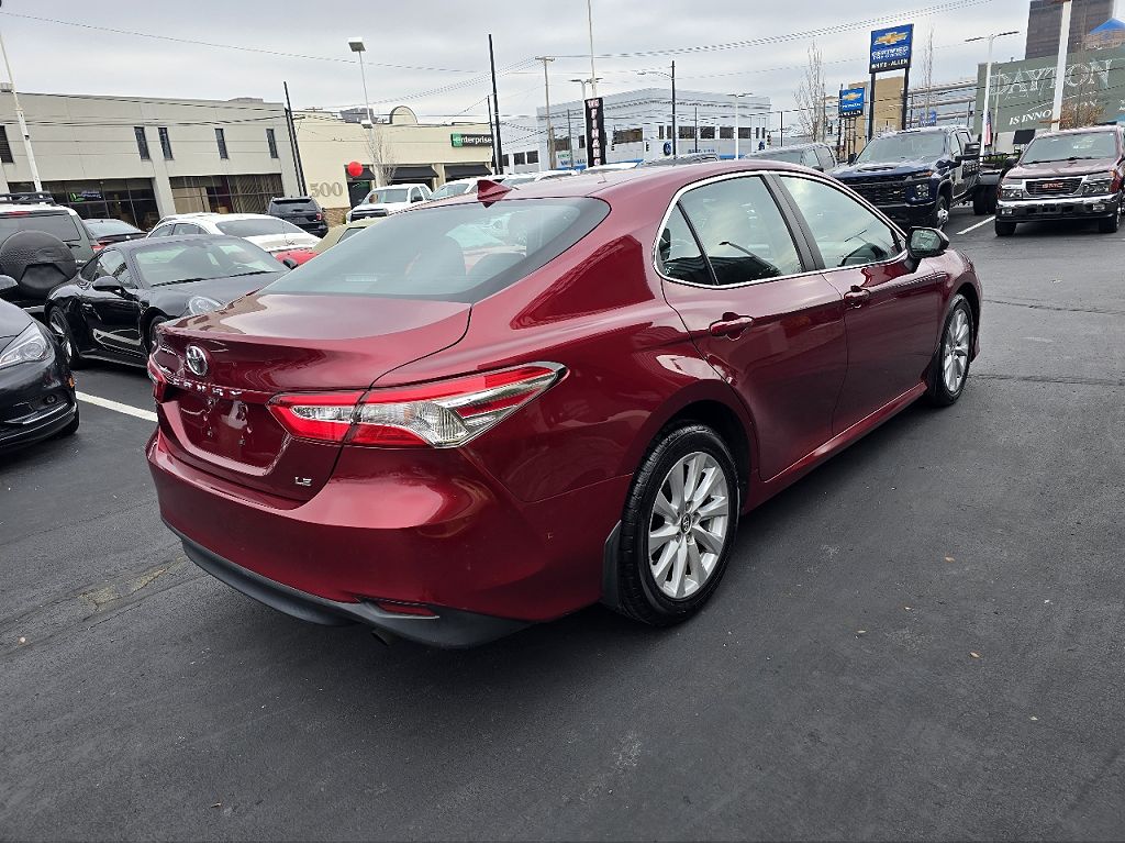2018 Toyota Camry LE