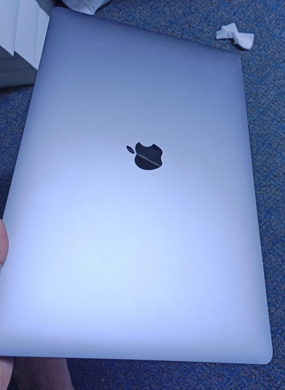 Apple MacBook Laptops Available In Wholesale Prices