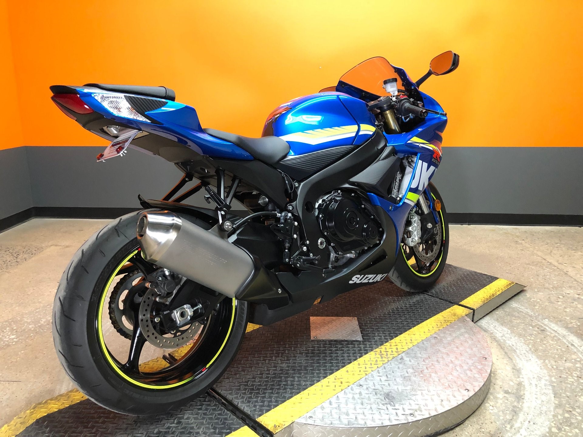 2017 SUZUKI GSX-R750 b
