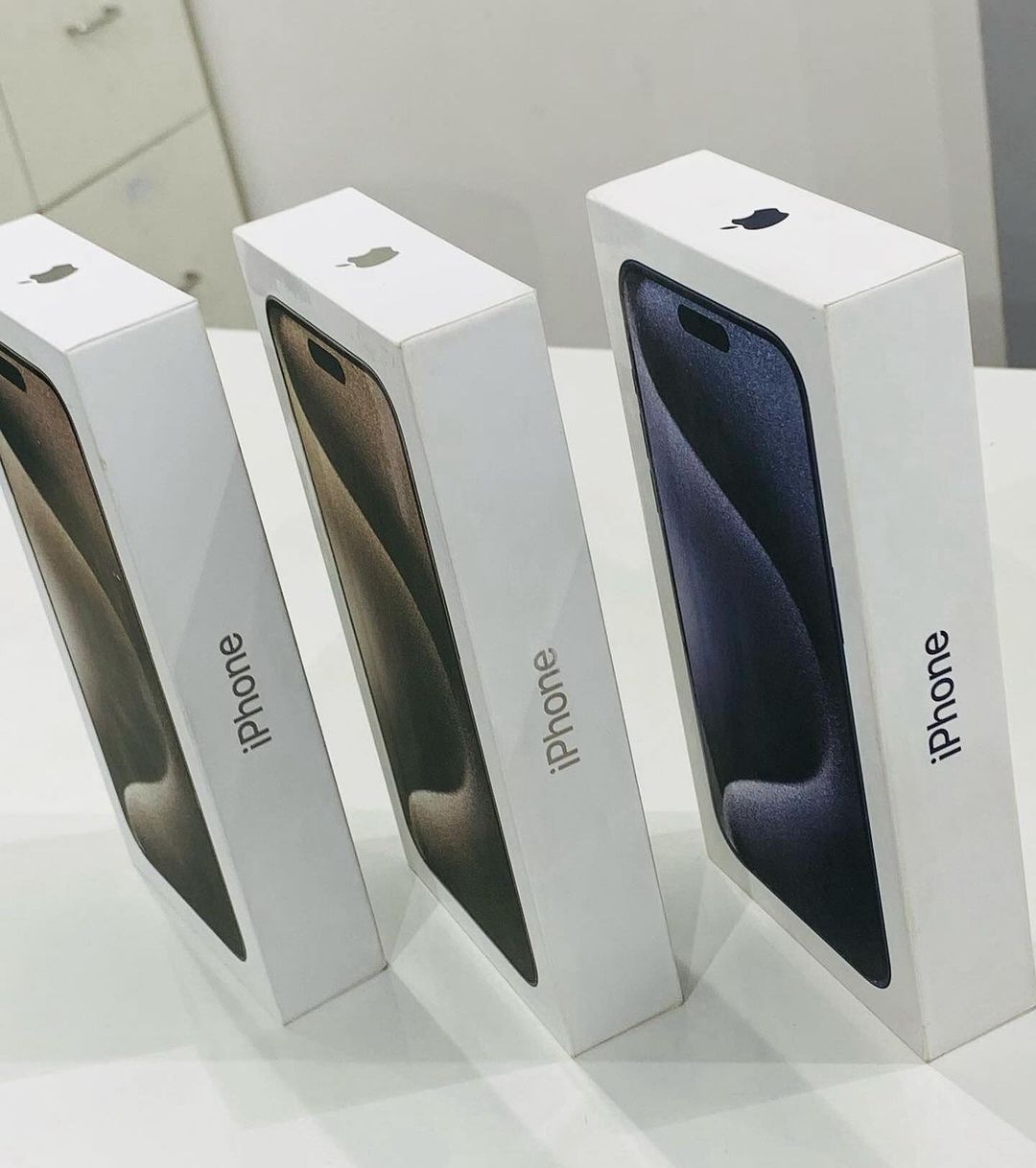 Apple iPhone 16 Pro Max, iPhone 16 Pro, iPhone 16, iPhone 16 Plus, iPhone 15
