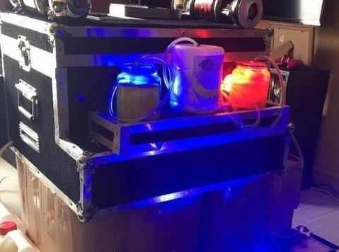Universal SSD chemical solution and activating powder for cleaning of black money
