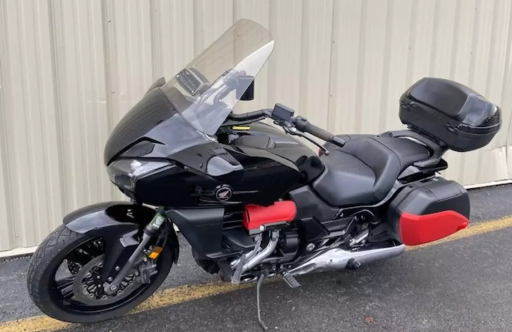 2014 HONDA GOLD WING