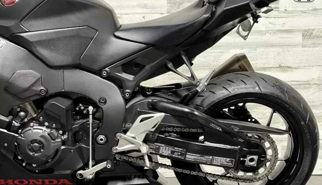 2018 HONDA CBR
