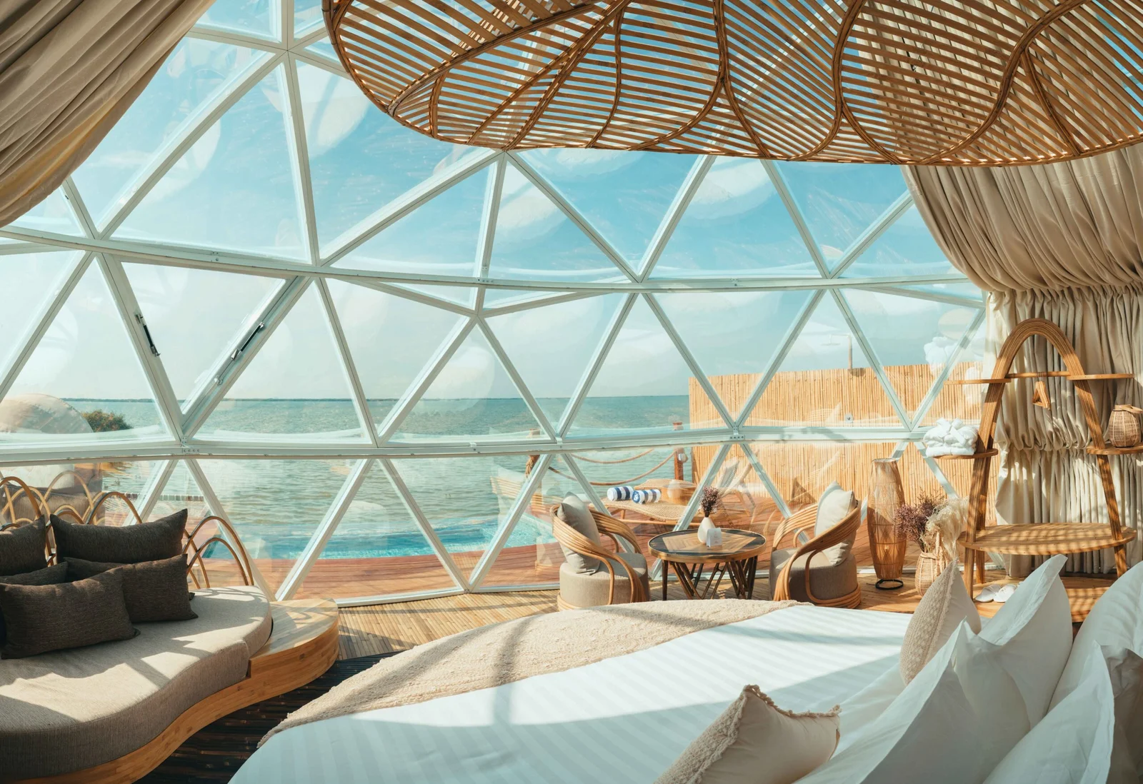 Hotel with Private Pool in Dubai | Romantic Stay in Dubai