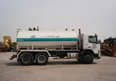 2005-volvo-fm12-6×4-water-truck_right_side_view-min