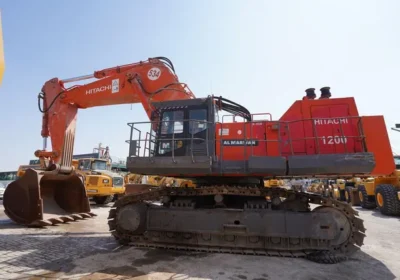 2010_hitachi_ex1200_track_excavator_left_side_view-1