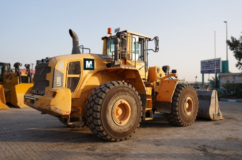 Grab a Deal 2012 Volvo L220G Wheel Loader