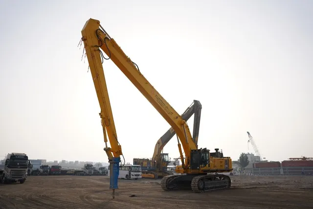 Exclusive Discounted Price 2018 Komatsu PC850-8R1 Track Excavator