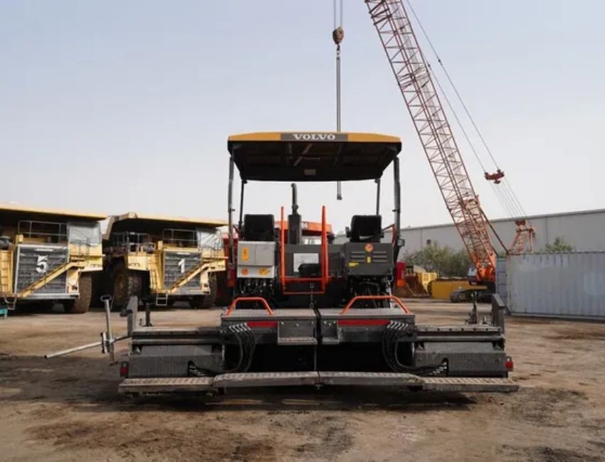 Own 2025 Volvo P5320B ABG Track Paver