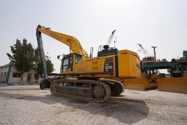 Get 2018 Komatsu PC850-8R1 Long Boom Excavator