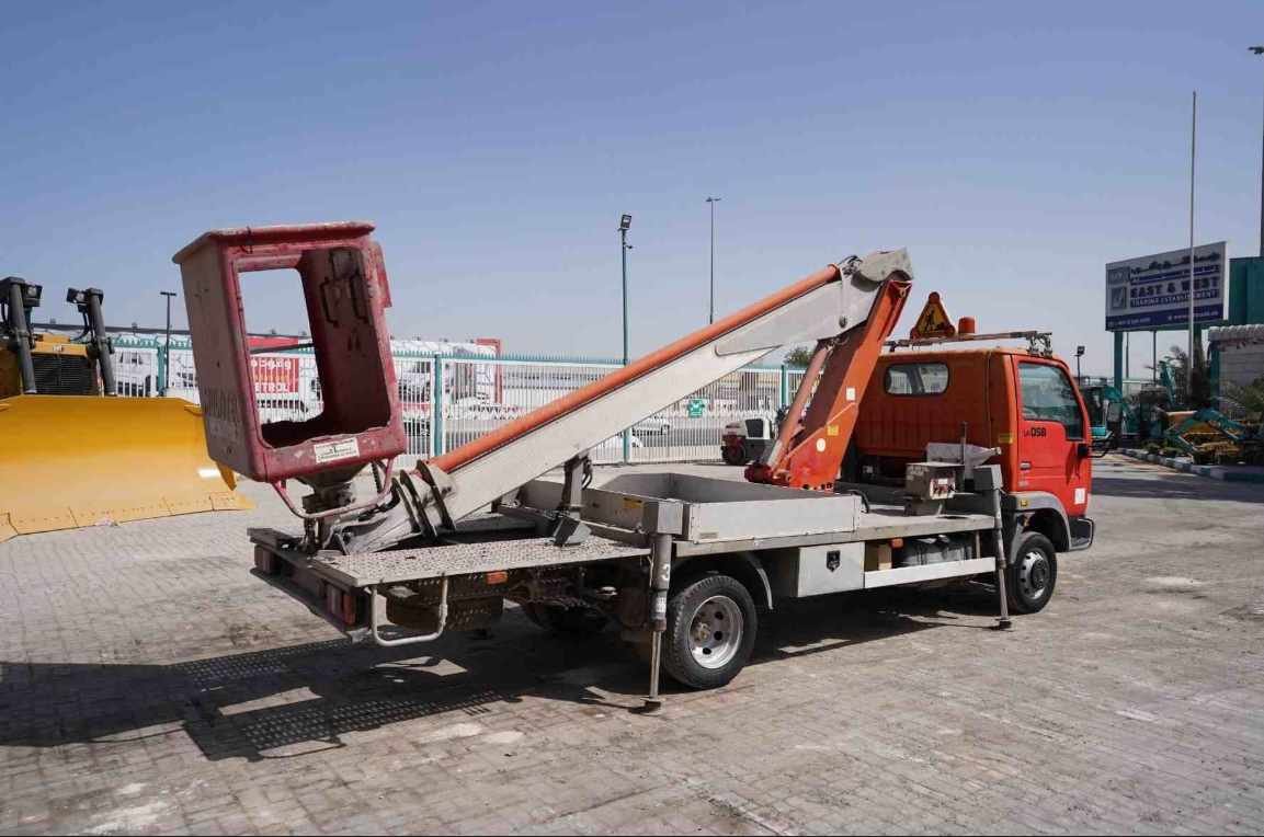 Deal Alert: 2003 Multitel 160 ALU DS Boom Lift – Nissan Cabstar Truck Mounted