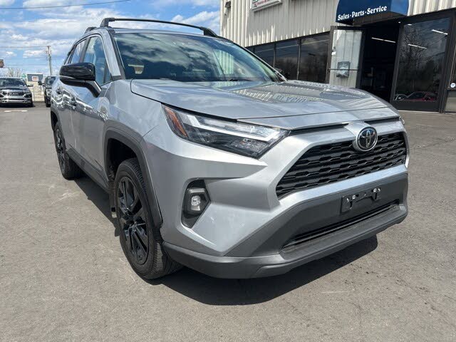 2022 Toyota RAV4 XLE Premium AWD WhatsApp me (+971586375226)