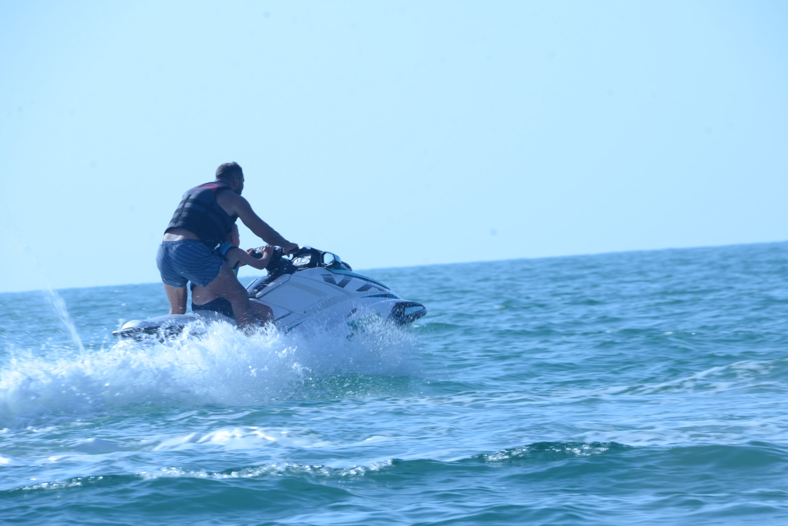 Affordable Al Hamra Watersports – Safe & Fun!