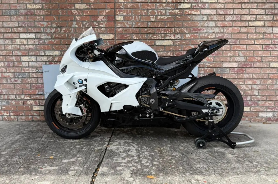 2022 BMW s1000rr