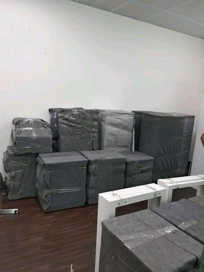 Movers And Packers