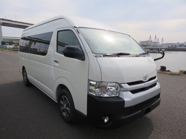 2019 TOYOTA HIACE COMMUTER GL