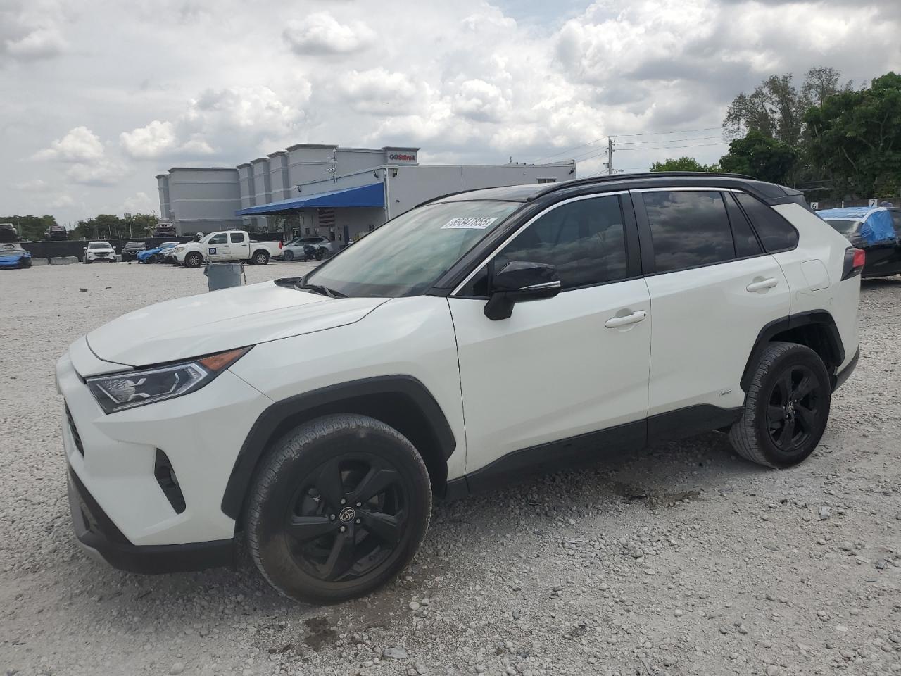 2021 Toyota RAV4, Xse Hybrid