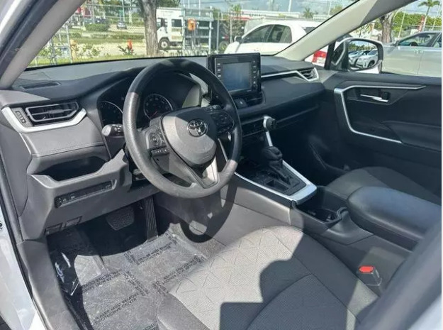 Toyota Rav4 XLE 2022 used