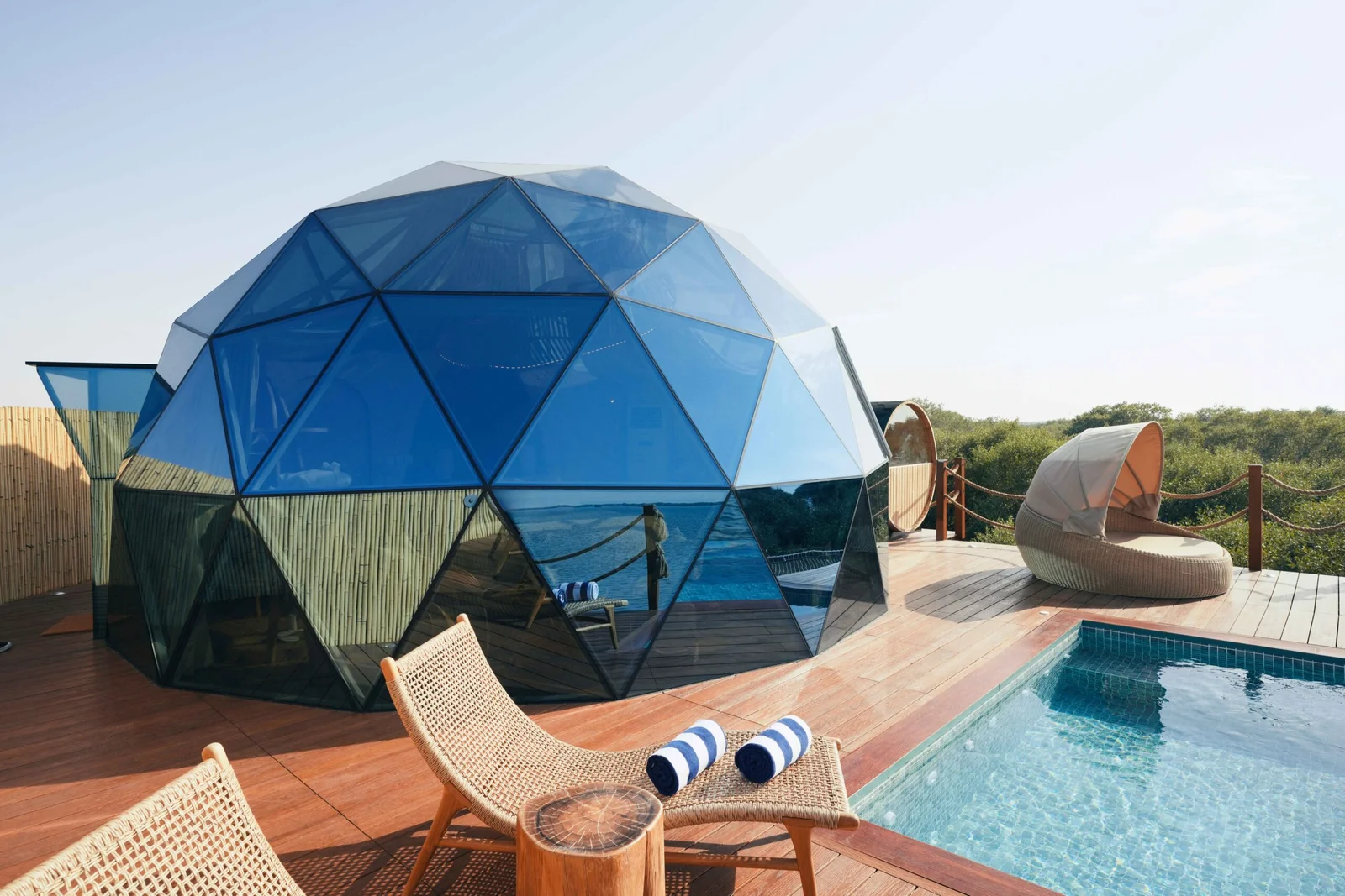 Top 10 Luxury Hotels in Dubai | Dubai Mangrove Resort Price